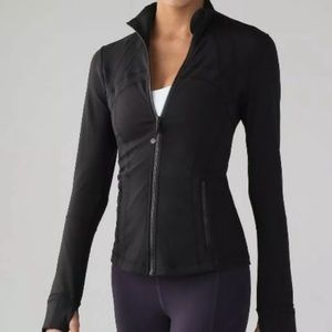 Black lululemon define jacket- Labelled 6 fit 2